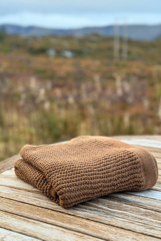 Lanullva Lyngstad 2.0 Helseteppe Ull Baby, Hasselnøtt