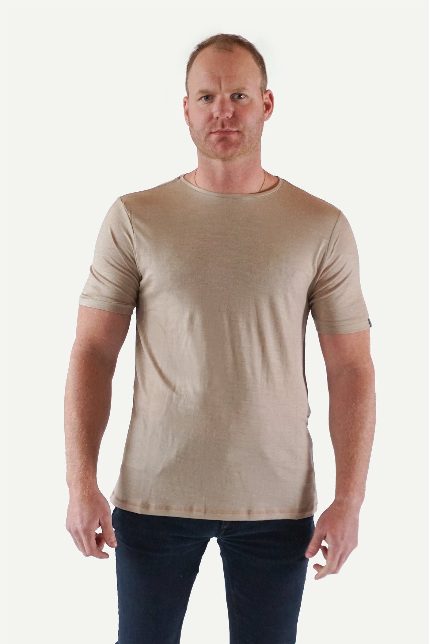 Lanullva Basic T-Skjorte Herre, Linen