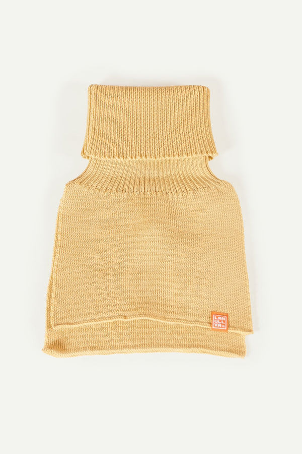 Lanullva Hustadvika 2.0 Ullhals Barn, Smørblomst