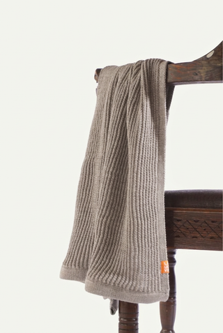 Lyngstad 2.0 babyteppe i Linen