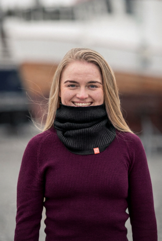 Voksen med headover i korrigert Kull
